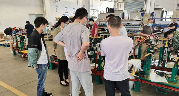 汽車(chē)焊接夾具廠家韋爾迪歡迎您的到訪考察